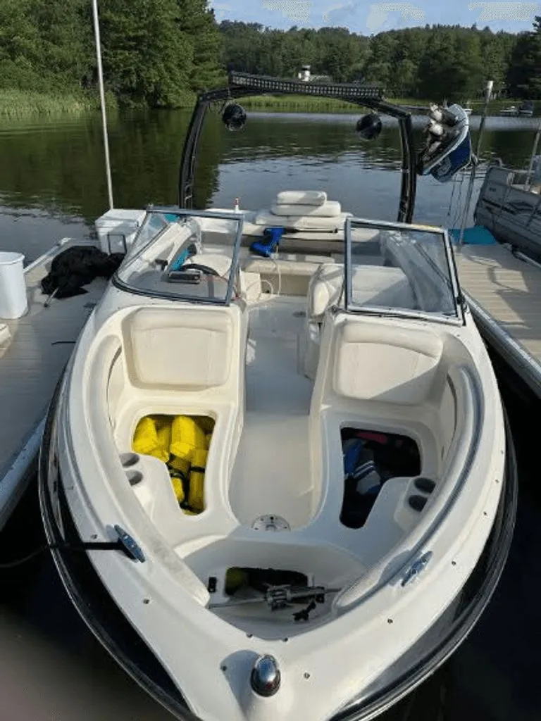 Slide: The Image of Bayliner 225 2008 - 4