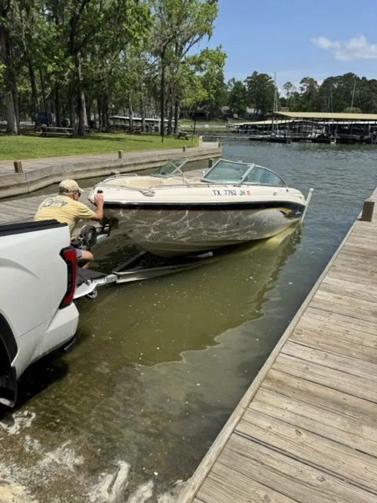 Slide: The Image of Chaparral 196 SSi 2000 - 10