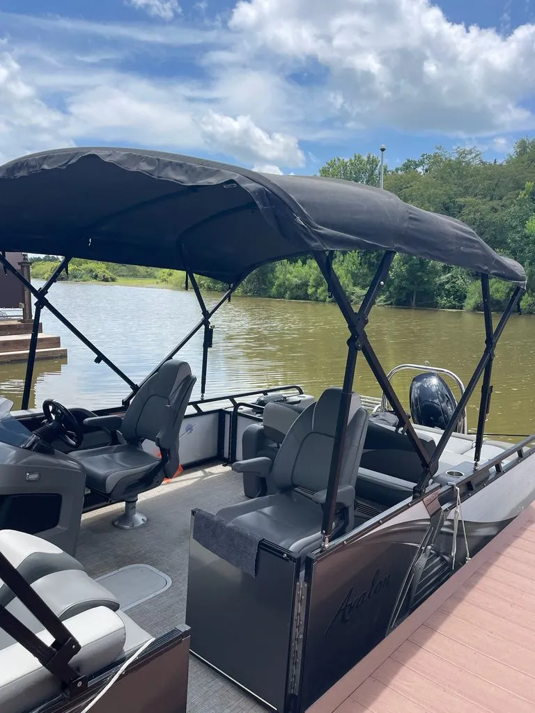 The Image of Avalon VSZ VRB 2023 - 0