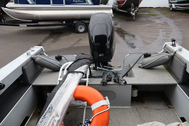 Slide: The Image of Smoker Craft Osprey 162 2021 - 11