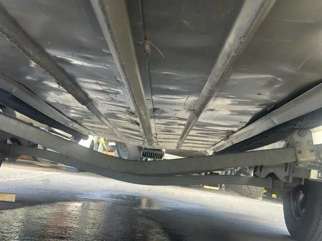 Slide: The Image of Smoker Craft Sportsman 1860 AS IS 2002 - 11