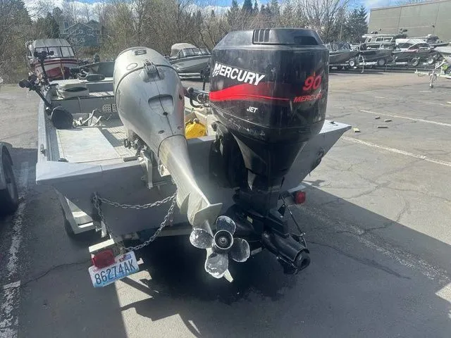 Slide: The Image of Smoker Craft Sportsman 1860 AS IS 2002 - 6