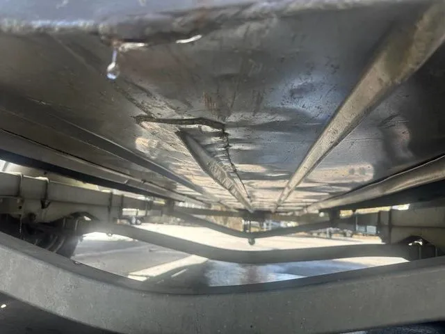 Slide: The Image of Smoker Craft Sportsman 1860 AS IS 2002 - 7