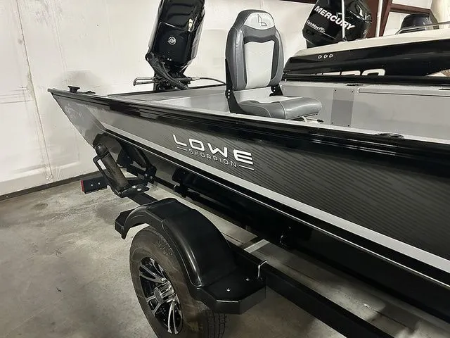 Slide: The Image of Lowe Skorpion SS 2023 - 6