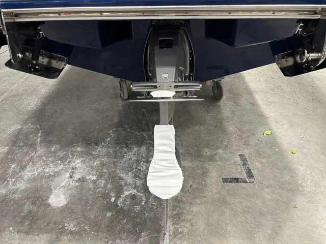 Slide: The Image of Cobalt R4 Surf 2026 - 16