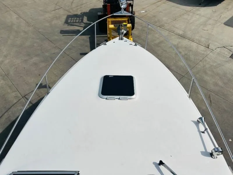 Slide: The Image of Express Cruiser 250 2007 - 11