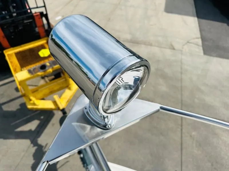 Slide: The Image of Express Cruiser 250 2007 - 12