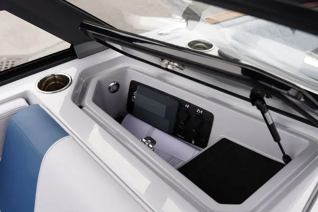 Slide: The Image of Nautique Super Air Nautique GS22 2026 - 20