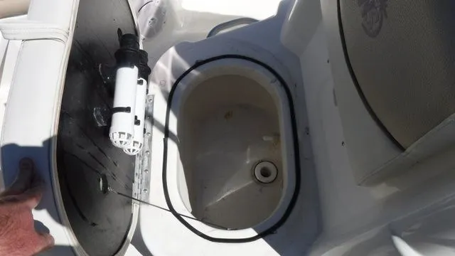 Slide: The Image of NauticStar 211 Angler 2018 - 7