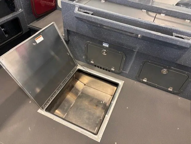 Slide: The Image of Duckworth 24 Pacific Navigator 2025 - 10