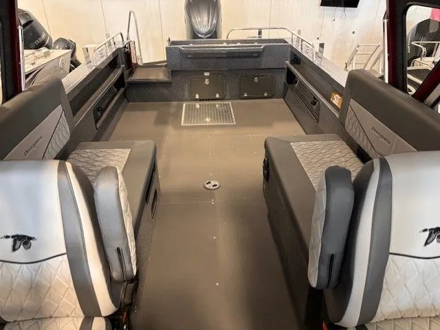 Slide: The Image of Duckworth 24 Pacific Navigator 2025 - 8