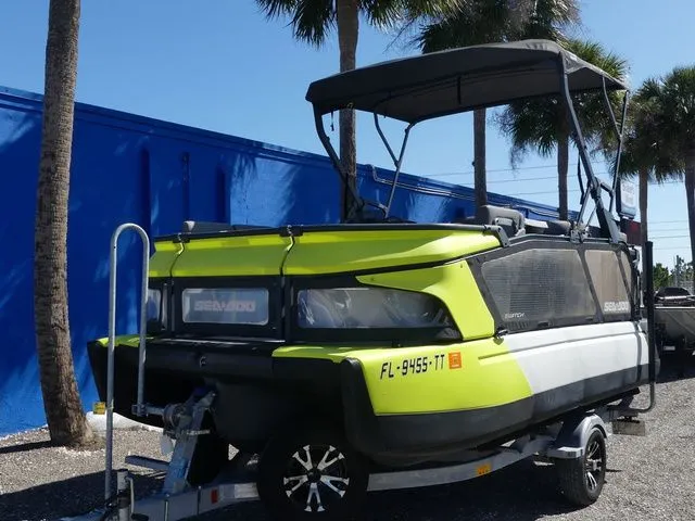 The Image of Sea-Doo Switch Cruise 18 2023 - undefined