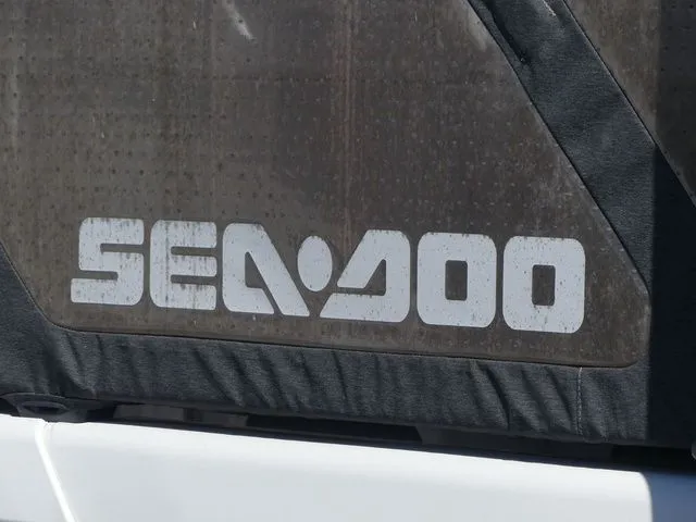 Slide: The Image of Sea-Doo Switch Cruise 18 2023 - 7