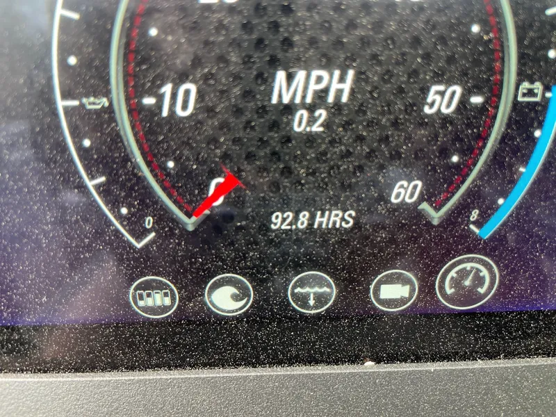 Slide: The Image of Malibu 26 LSV 2024 - 14