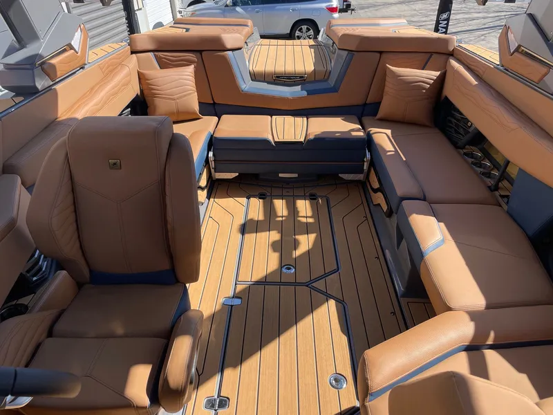 Slide: The Image of Nautique G23 2026 - 12