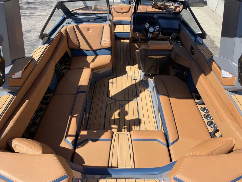 Slide: The Image of Nautique G23 2026 - 5