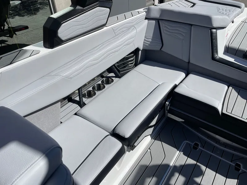 Slide: The Image of Nautique G23 2026 - 7