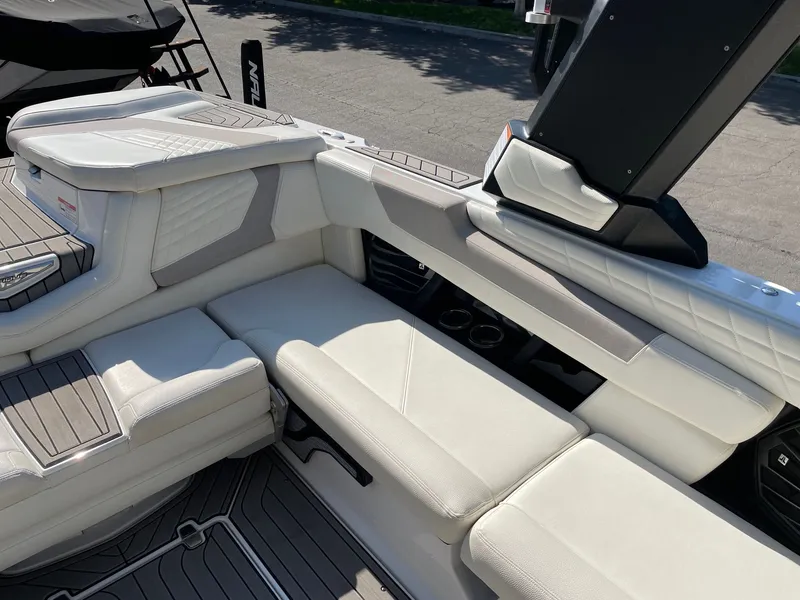 Slide: The Image of Nautique G23 2022 - 9