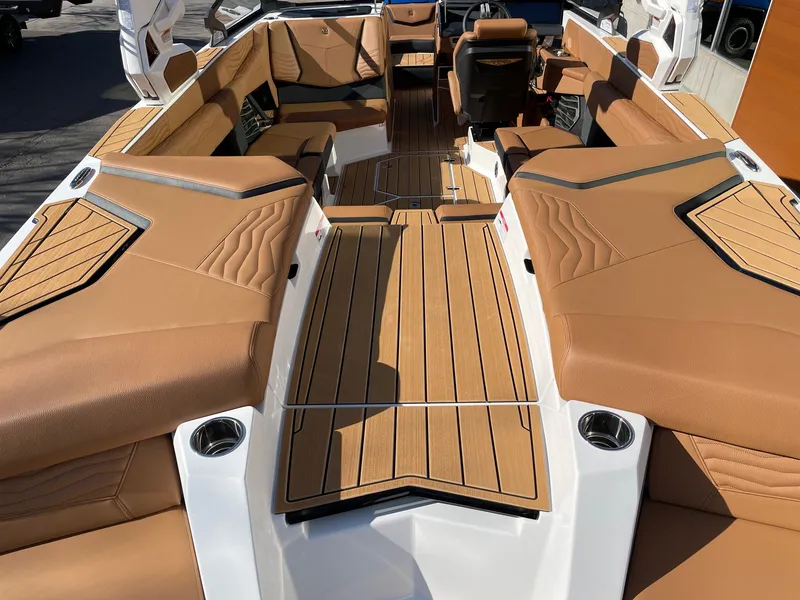 Slide: The Image of Nautique G23 2026 - 4