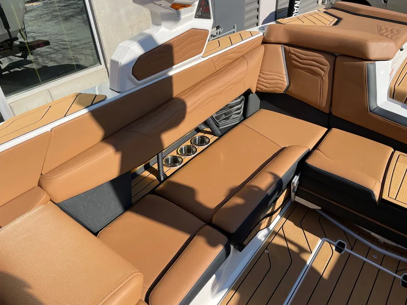 Slide: The Image of Nautique G23 2026 - 7