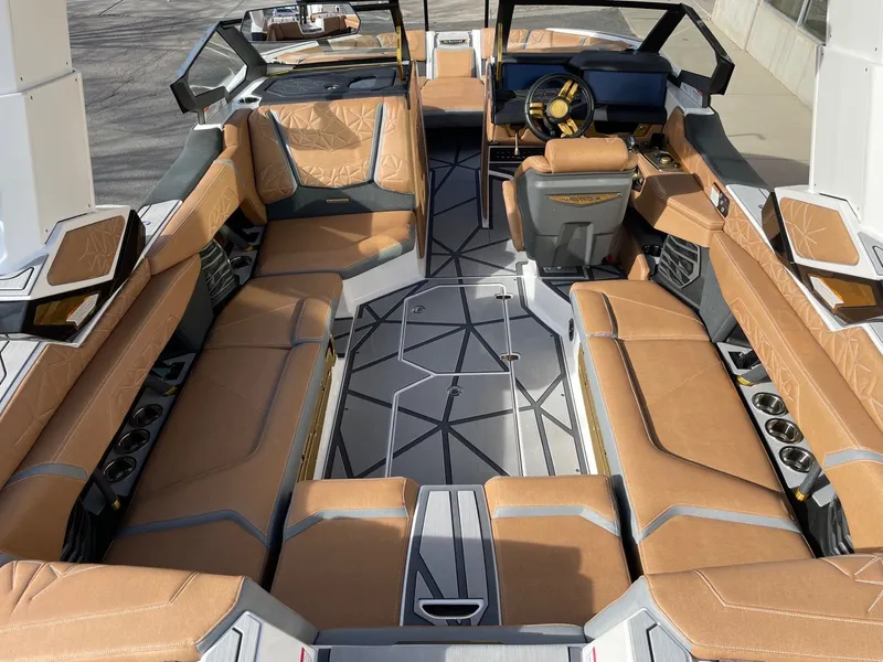 Slide: The Image of Nautique Super Air Nautique G23 Paragon 2024 - 5