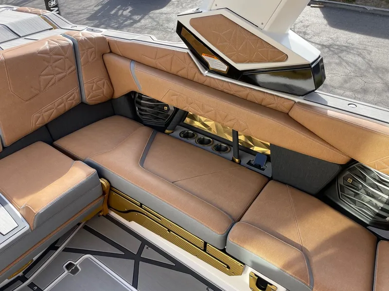 Slide: The Image of Nautique Super Air Nautique G23 Paragon 2024 - 9