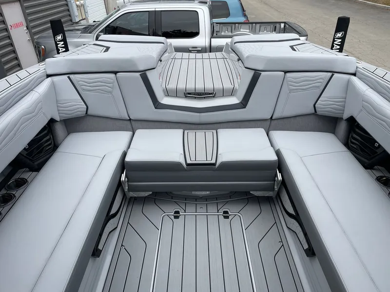 Slide: The Image of Nautique G25 2026 - 8