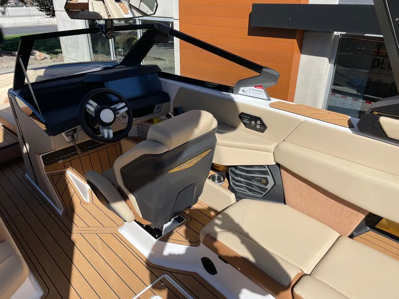 Slide: The Image of Nautique G25 2026 - 6