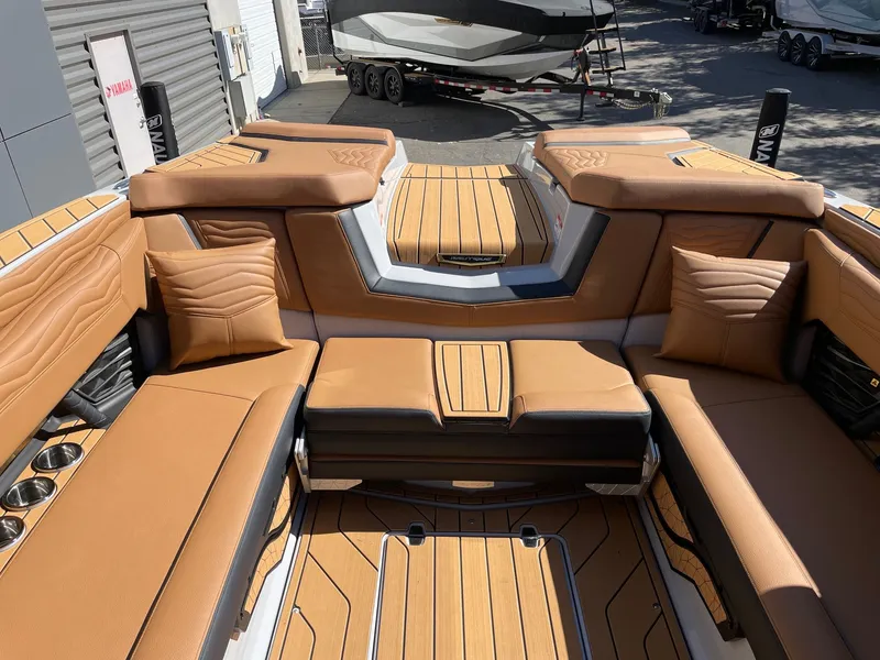 Slide: The Image of Nautique G25 2026 - 8