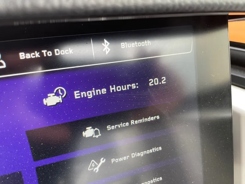 Slide: The Image of Nautique G25 2025 - 12