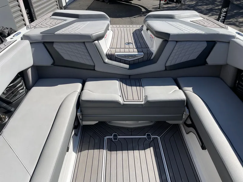 Slide: The Image of Nautique G25 2022 - 8