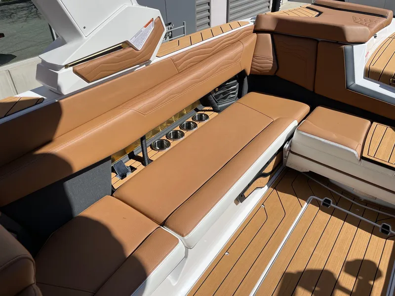 Slide: The Image of Nautique G25 2026 - 7