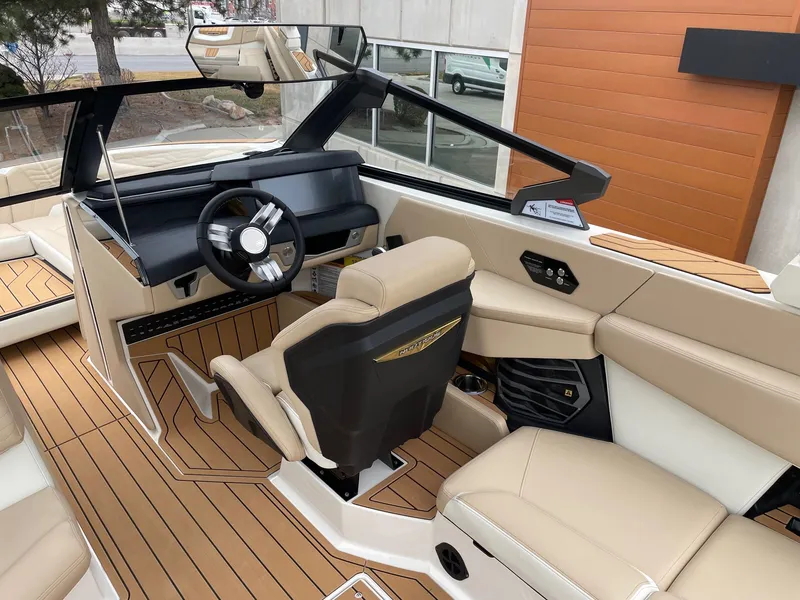 Slide: The Image of Nautique G25 2026 - 6