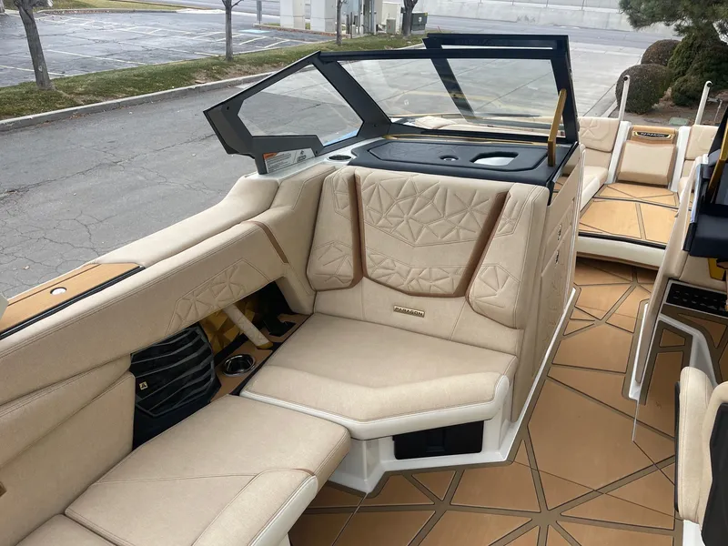 Slide: The Image of Nautique Super Air Nautique G25 Paragon 2026 - 10