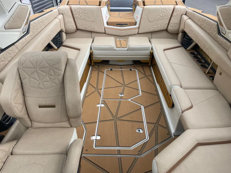 Slide: The Image of Nautique Super Air Nautique G25 Paragon 2026 - 12