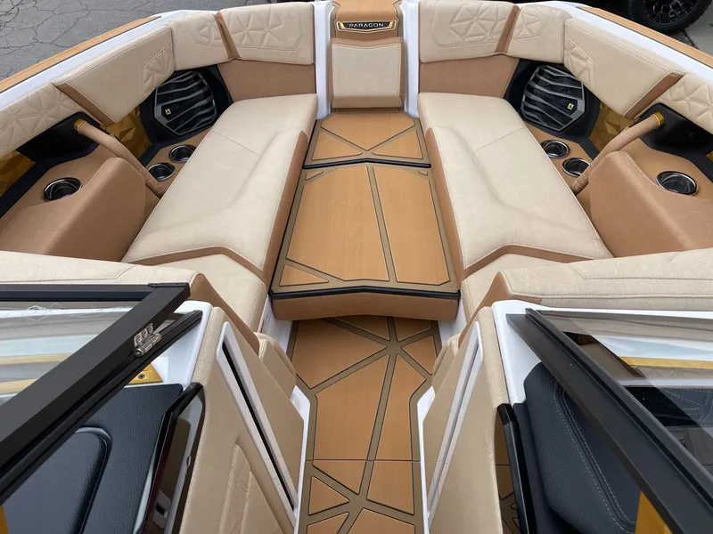 Slide: The Image of Nautique Super Air Nautique G25 Paragon 2026 - 11