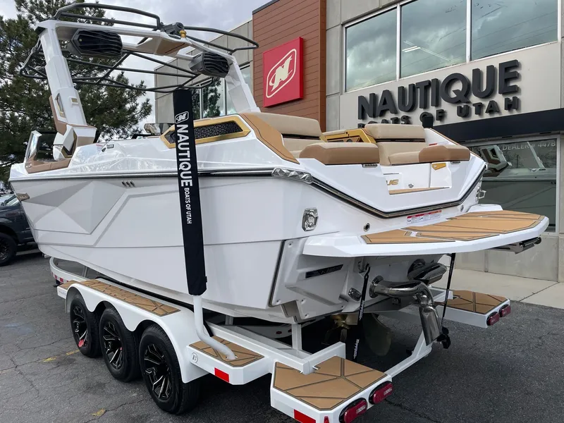 Slide: The Image of Nautique Super Air Nautique G25 Paragon 2026 - 3