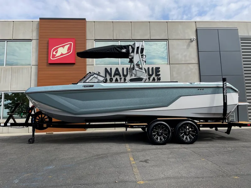 The Image of Nautique GS24 2026 - 1