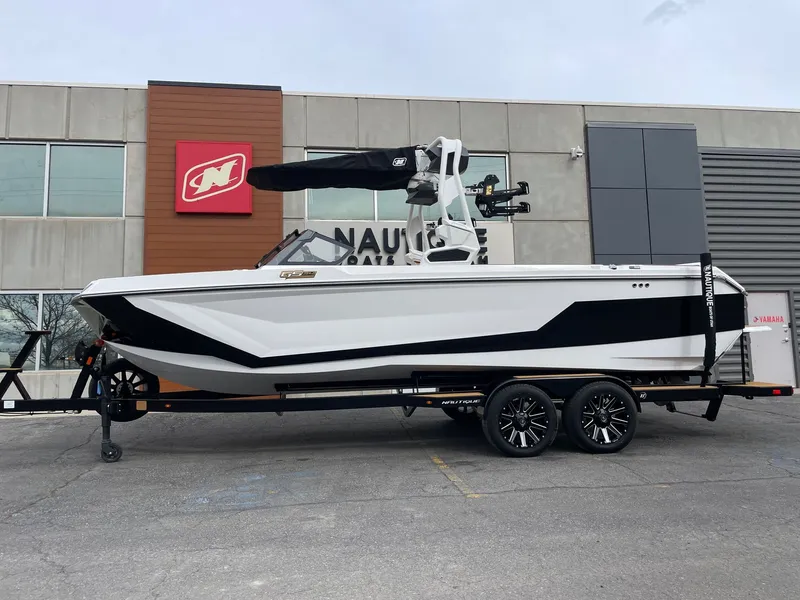 The Image of Nautique GS24 2026 - 1