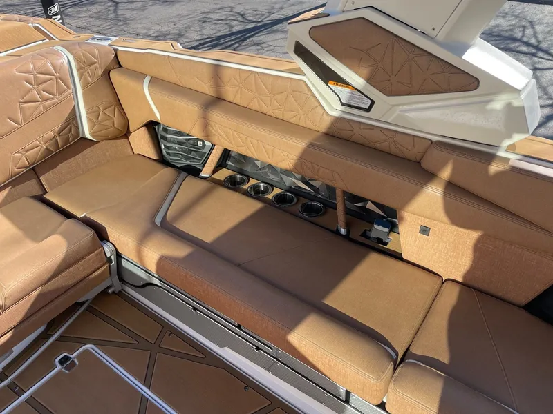 Slide: The Image of Nautique Super Air Nautique G25 Paragon 2025 - 8