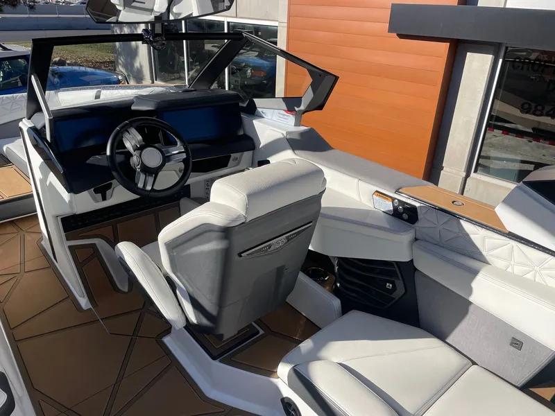 Slide: The Image of Nautique Super Air Nautique G25 Paragon 2025 - 6