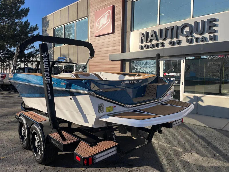 Slide: The Image of Nautique Ski Nautique 2023 - 3