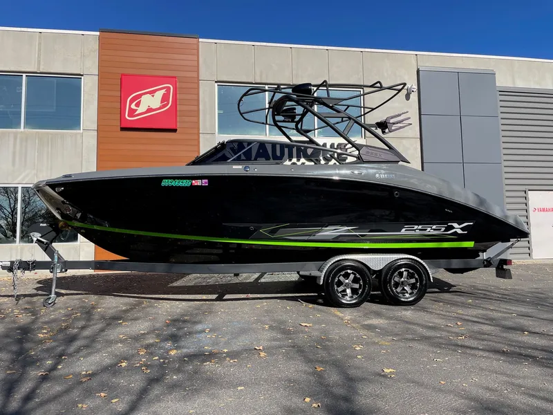 The Image of Yamaha 255XD 2021 - 1