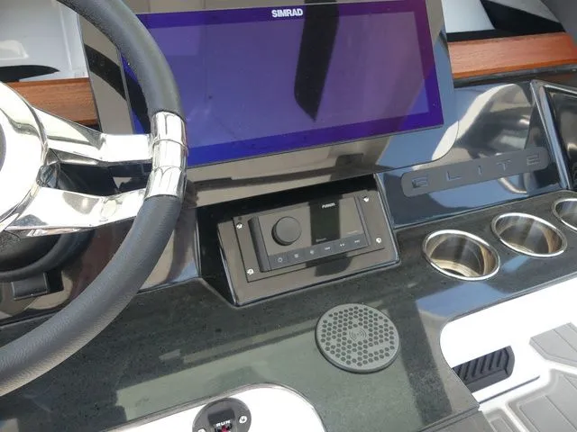 Slide: The Image of Dashboard of 2026 Monterey Elite 25 OB with Simrad display. - 15