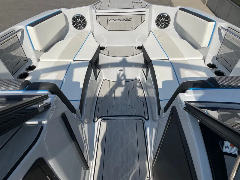 Slide: The Image of Yamaha 222XD 2023 - 11