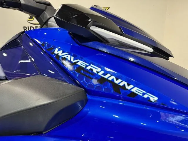 Slide: The Image of Yamaha VX Limited HO 2026 - 22