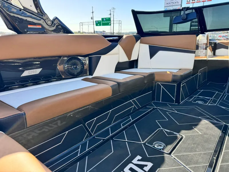 Slide: The Image of Supreme S240 2024 - 11