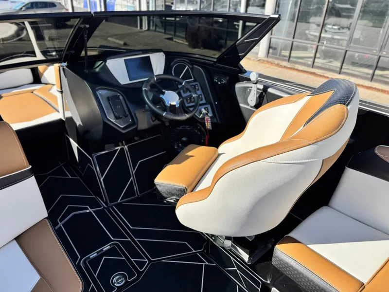 Slide: The Image of Supreme S240 2024 - 13