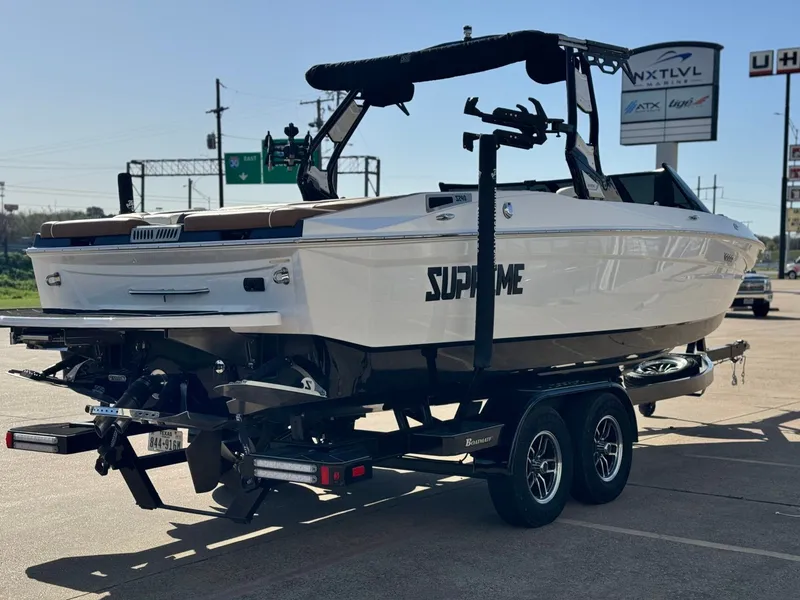 Slide: The Image of Supreme S240 2024 - 5