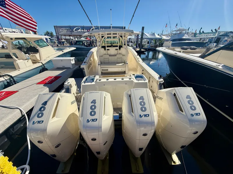 Slide: The Image of Scout 400 LXF 2026 - 17